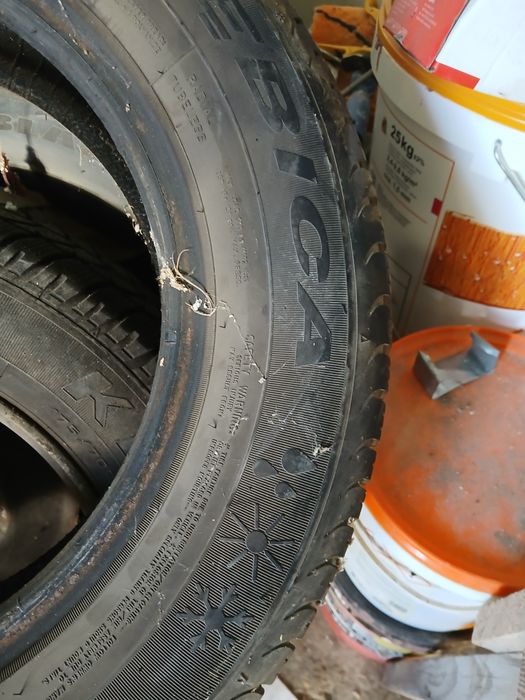 Cauciucuri 175×70×14,84T