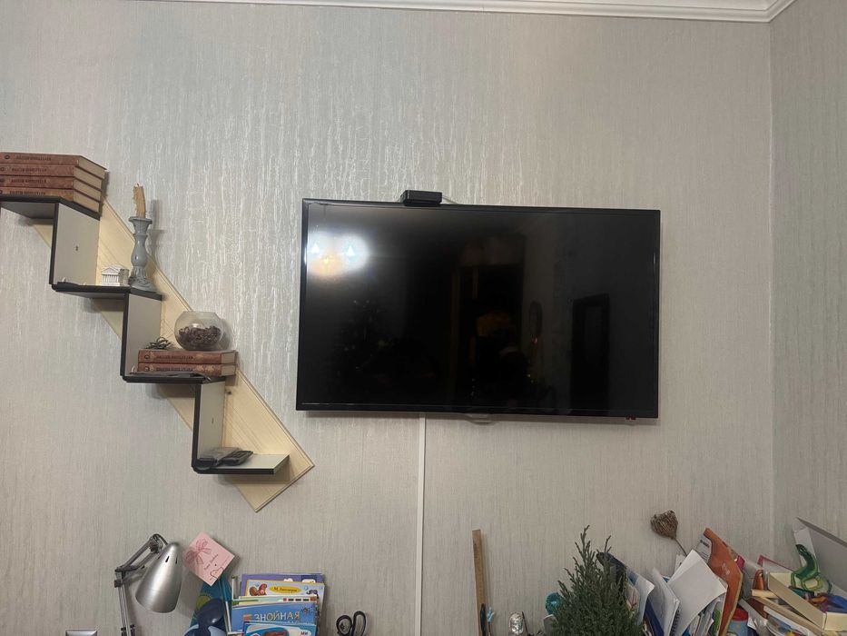 Телевизор Samsung 42'