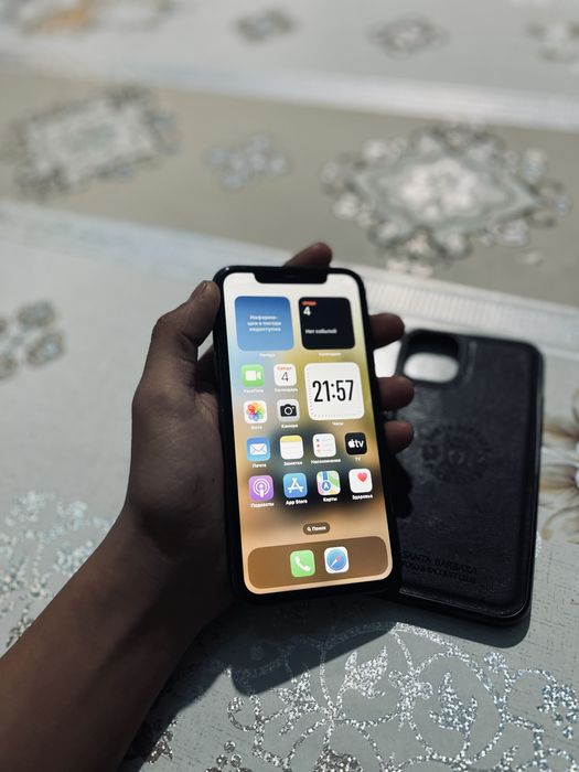 продам айфон 11 в идеале