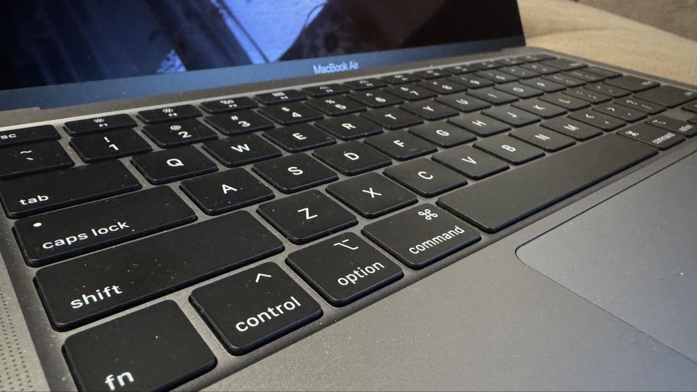 MacBook Air 13” 2020 Intel