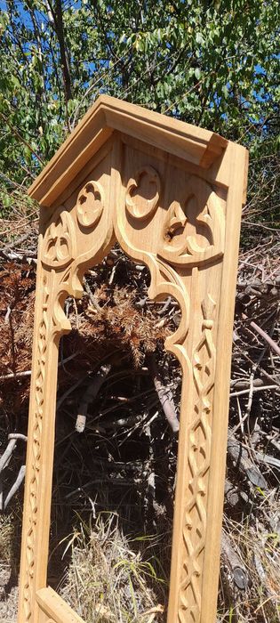 Sculptură lemn pe comandă