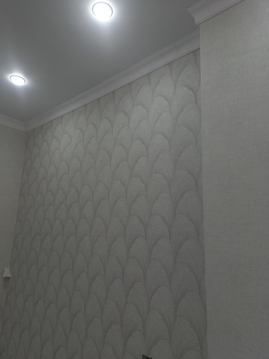 Поклейка обоев . Ремонт квартир