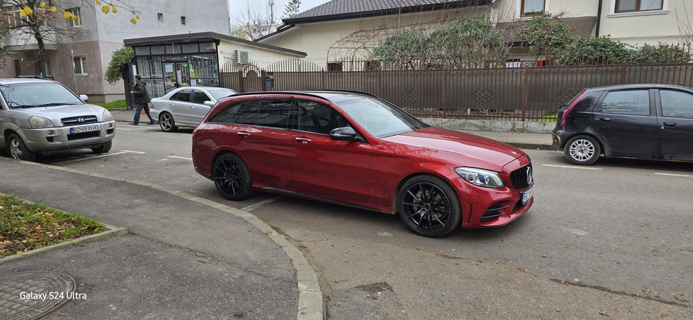 Vand Mercedes C Class W205 Pack Amg C220 4matic 9g tronic unicat!