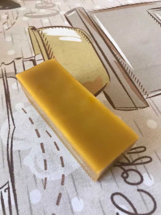 пречистен пчелен восък