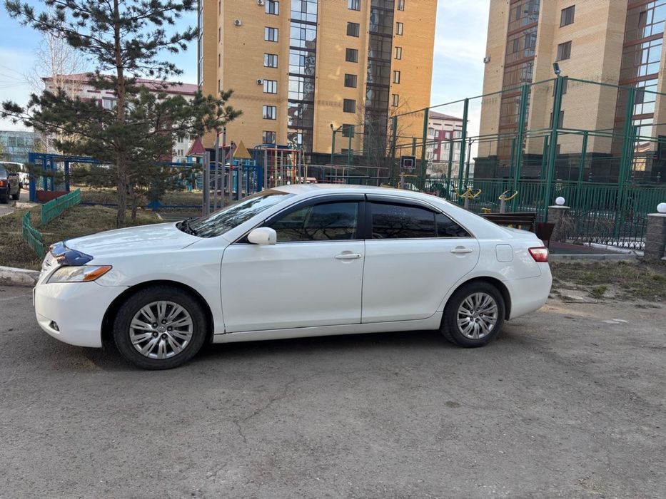 Продам toyota camry 40