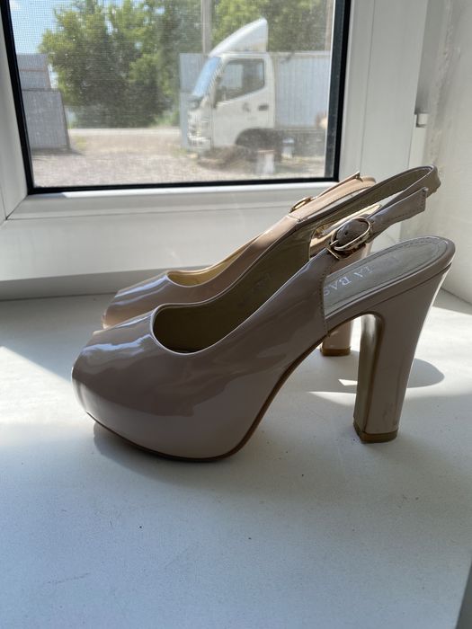 Обувь летняя.             Обувь