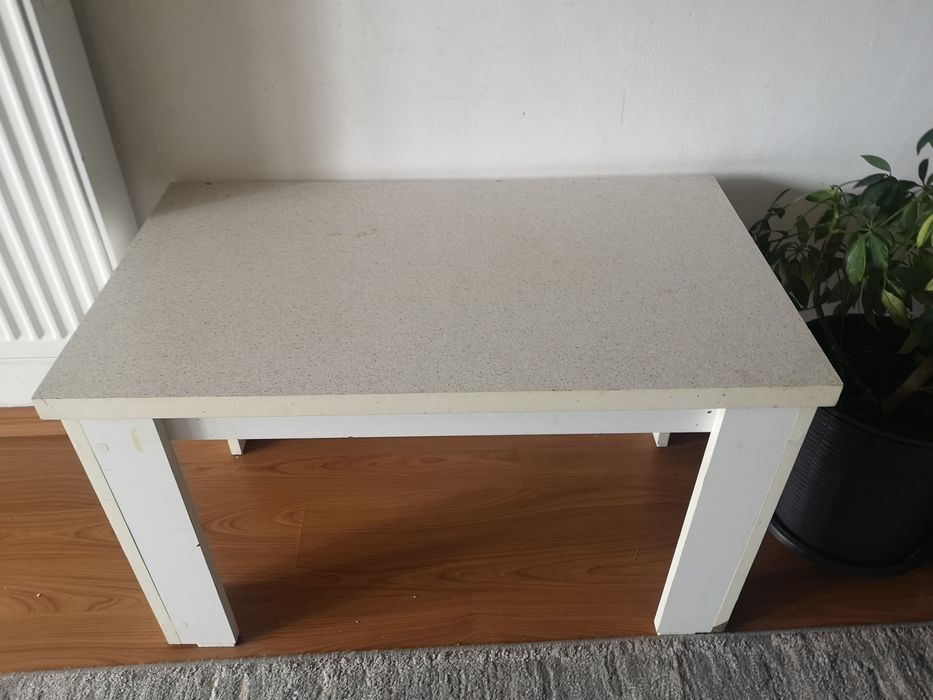 Măsuță cafea alba