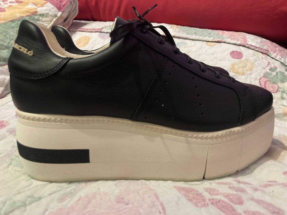 Сникърси "MANUEL BARCELÓ" с дебела платформа