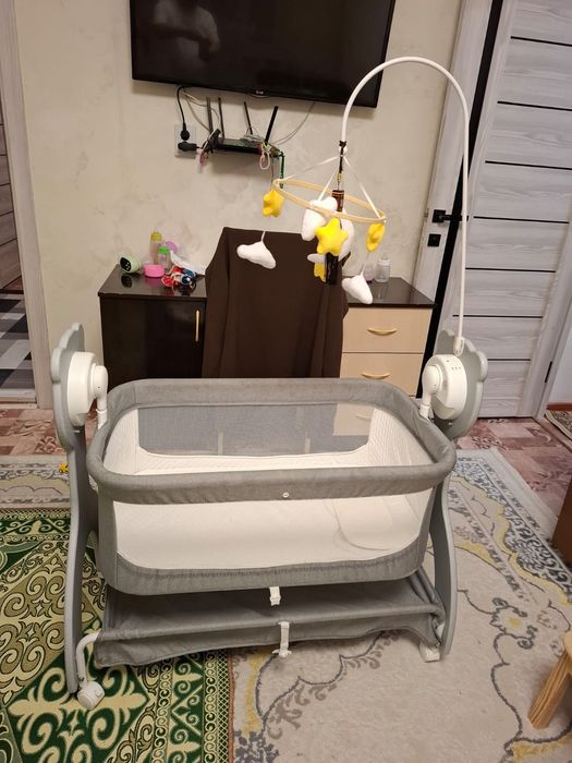 Детский новый манеж новый