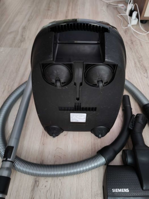 Aspirator bosch 1500w nou garantie