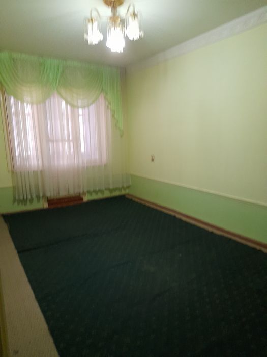 Uy srochna sotiladi,uy kafolati bilan.