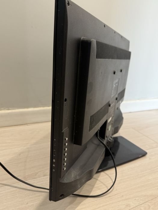 Телевизор в хорошем состоянии (без пульта)