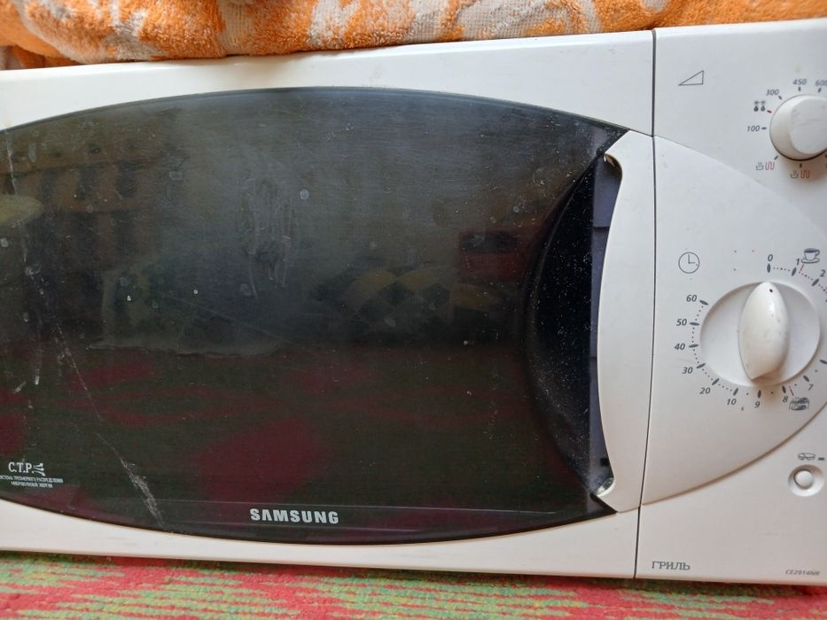 Продам микроволновку Samsung