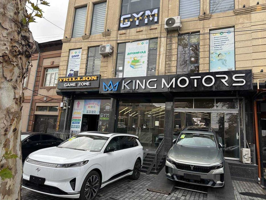 АРЕНДА 1 этаж Генерал Узакова 280м2. Отдельный вход, задний двор