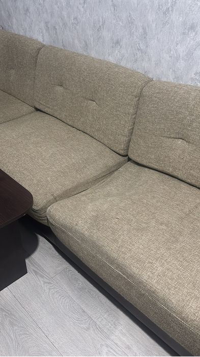 Отдам диван даром