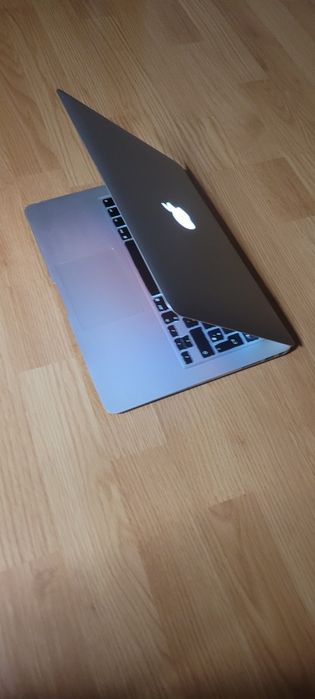 Laptop MacBook air i5 2015