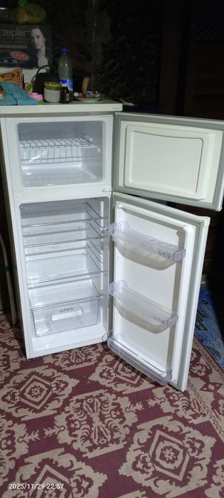 Холодильник продается артэль