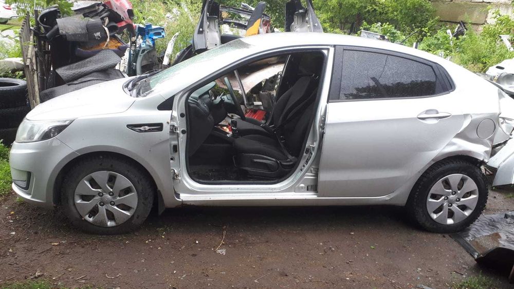 Двери Кио Рио серебро Крыша крылья капот багажник панель балка