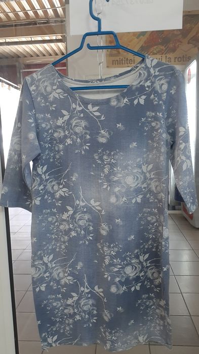 Rochii de vara second-hand. Foarte subtiri