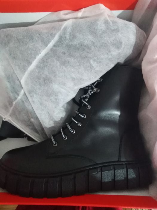 Кожаные ботинки на подростка размер 39