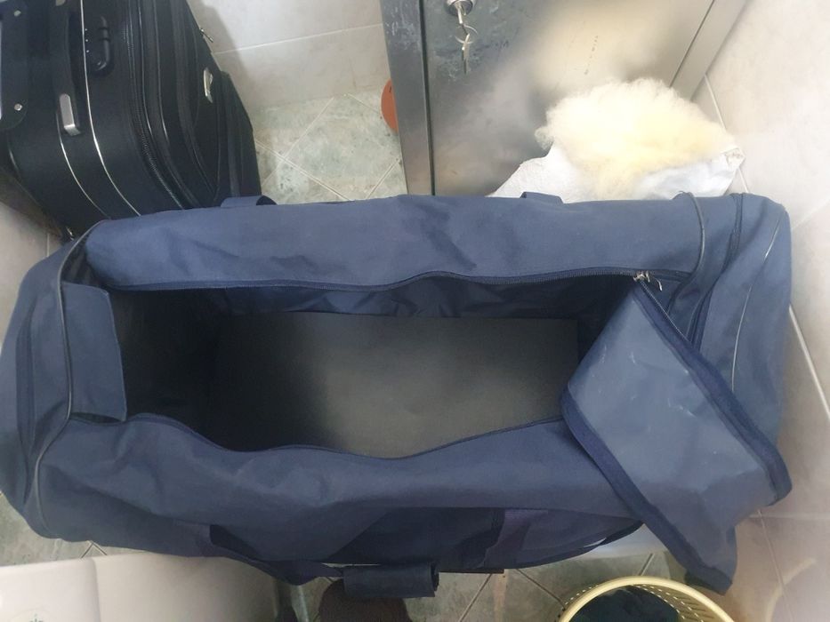 Голям сак за 25лв + подарък още един среден.