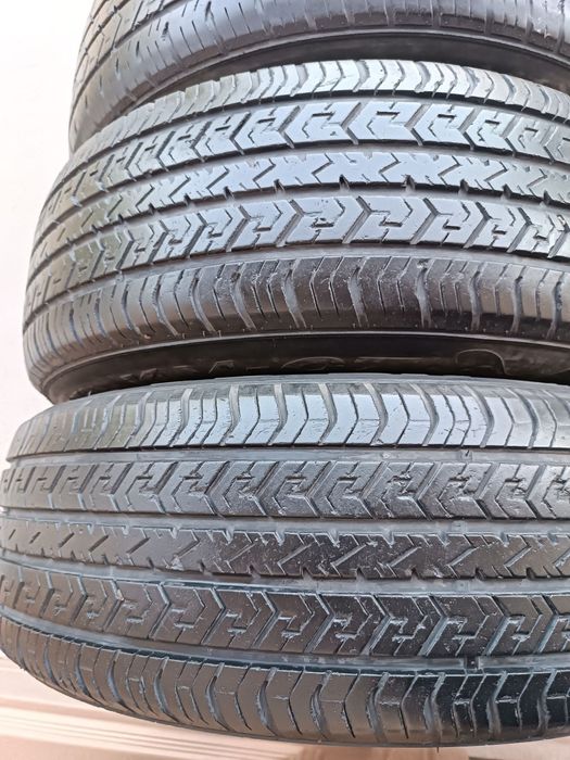 205 65 R15 Balon Sotiladi Holati yaxshi Bita balonda Shishka bor