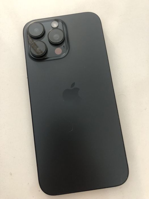 Iphone 16 pro max impecabil