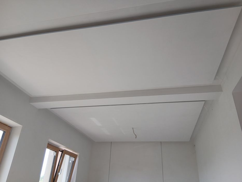 Montez Gresie și faianta, și interioare, glet,scafe tavane din rigips.