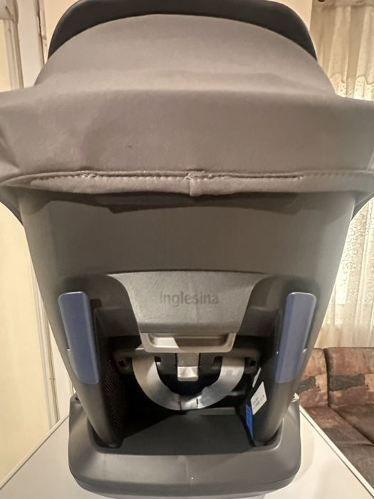 Бебешко столче за кола с база Inglesina
