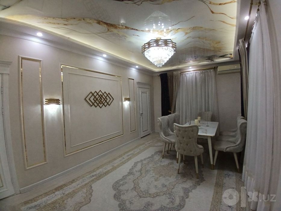 Продается дом под бизнес.