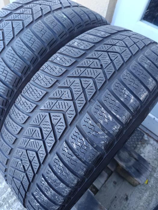 235 55 R 17.PIRELLI Дот 2720