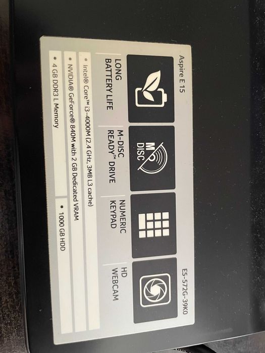 Продавам лаптоп Acer Aspire E15