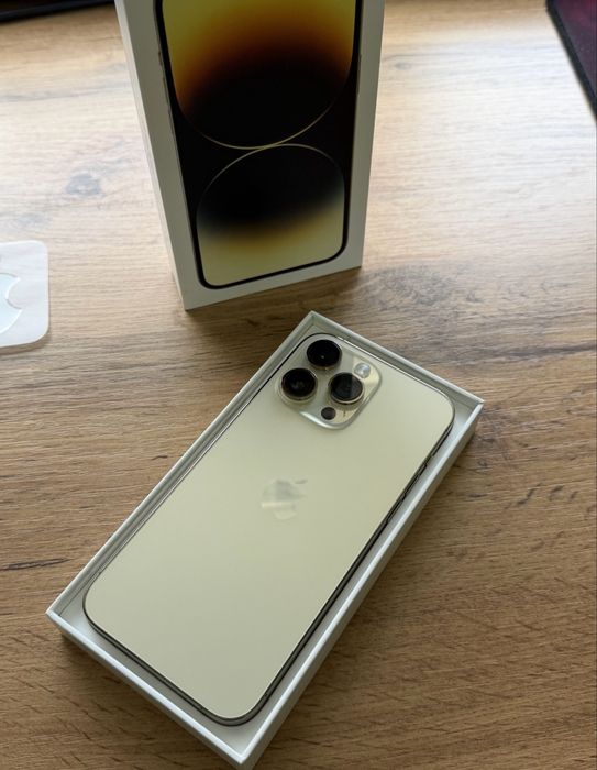 Продам 14 про макс