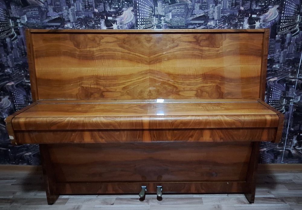 Продаю фортепиано в отличном состоянии