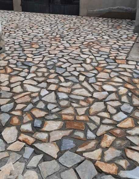 Piatra Naturala de Munte
