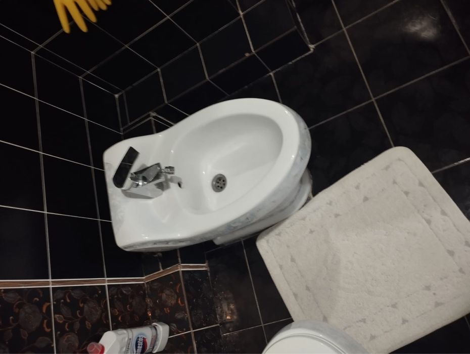 Продается шкаф, комод, раковина,  стол