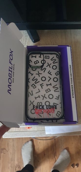 Vând husa mobil fox iph 12 pro max