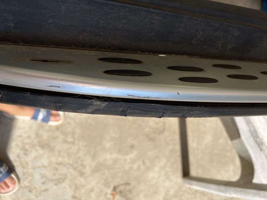 Mercedes Benz GLC десен праг