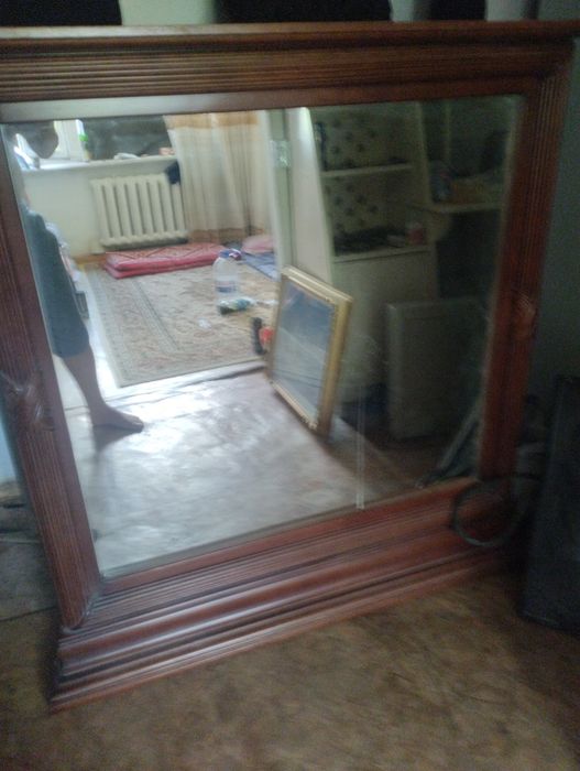 Зеркало квадратный