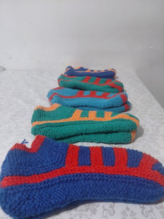 Носки следки вязаные.