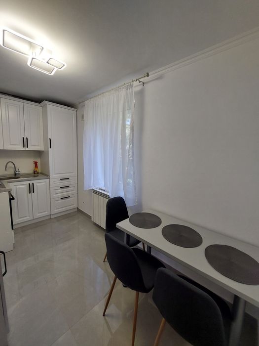 Cazare Centru/Zamca/Apartament/1-2 Camere/RegimHotelier. .