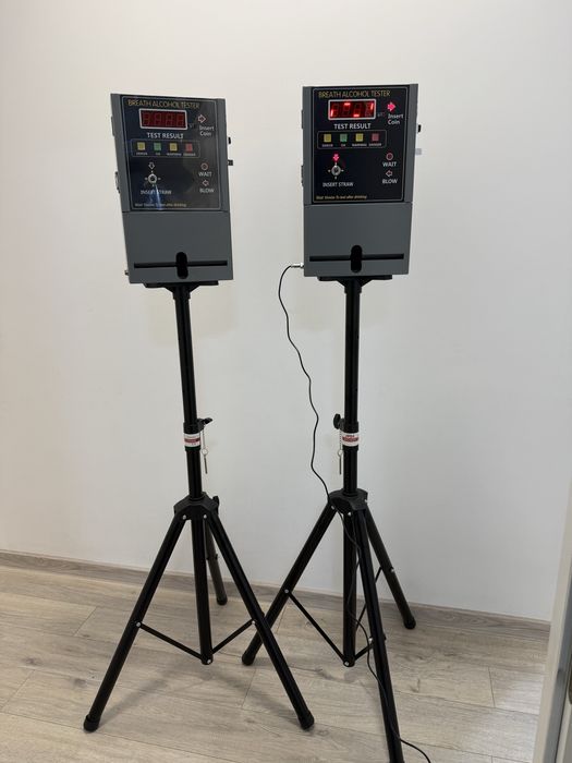 Vand / Închiriez Alcooltest nou cu stativ pentru evenimente