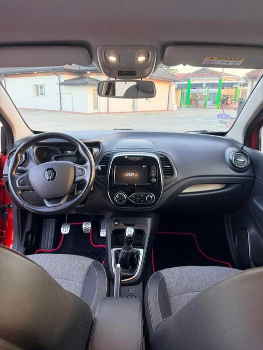 2018 Renault Captur S 1.3 TCe 150 CP Intens Manual Euro 6b