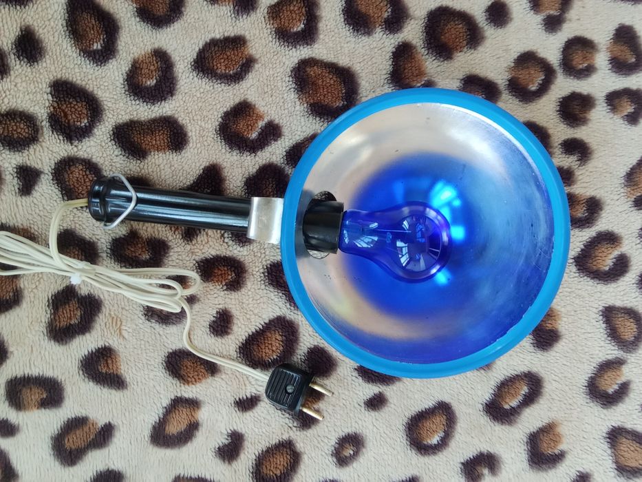 Синяя лампа Кук , игрушки , котёлок , рыбочистки орехоколка СССР