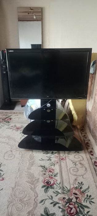 Продам телевизор срочно