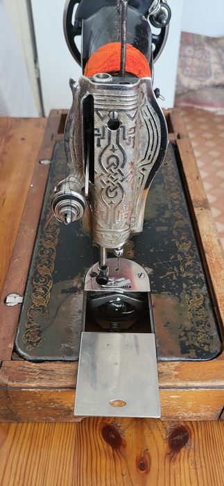 Швейная машина 5000т.тенге