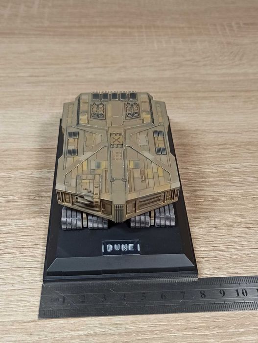 Макет на Spice Harvester от филма DUNE