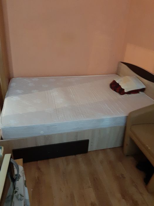 Vand garsonieră în Deva