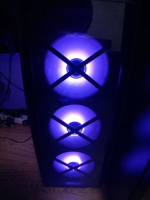 Vând setap de gaming cu calculator rtx 3060ti