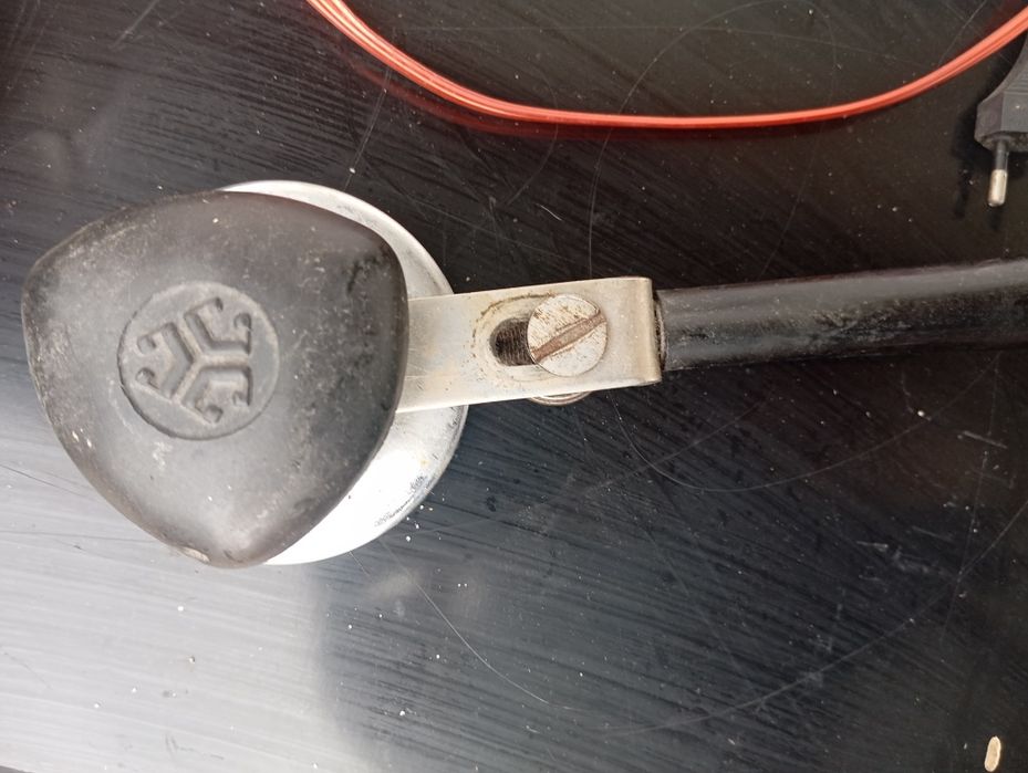 Закрывашка банок, мясорубка, кипятильники.